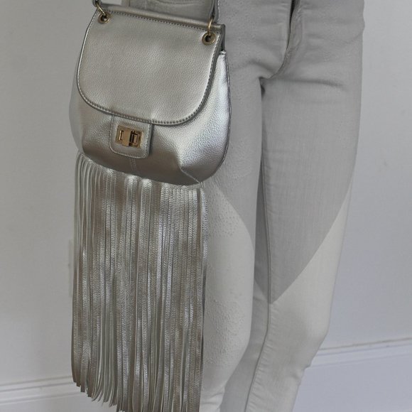 NEW Expressions NY Fringe Crossbody Purse METALLIC Silver Mini Retro Bag - Picture 3 of 11